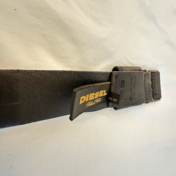 Diesel Men’s Black Gold Belt Size 32 - Picture 4 of 9